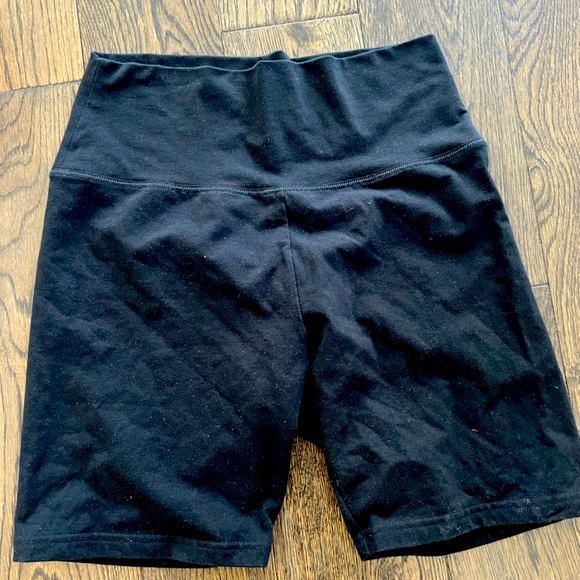 Aerie shorts - Picture 2 of 4